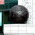 Grande sculpture en cuivre Ball Antique Limitation / Statue moderne